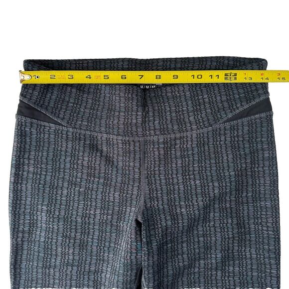 Kirkland Athletic Leggings Size Medium - Picture 5 of 10